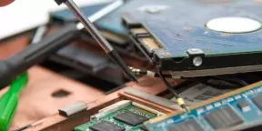 Computer desktop or laptop repair