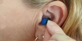 hearing aids equipment & services