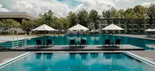 swimming pool equipment & chemicals