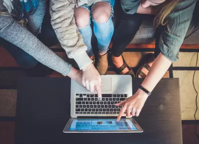 7 Key Issues to Consider When Starting an Online Business