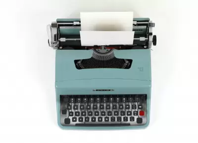 Top 5 Benefits of Using a Copywriter in Your Business