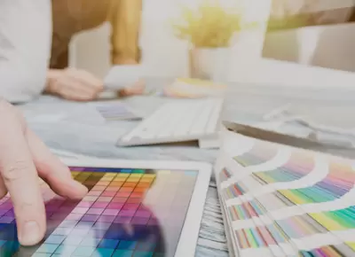 4 tips to make your graphic designer happy (Infographic)