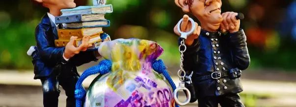 Mixing up Company and Private Money and their Tax Impact