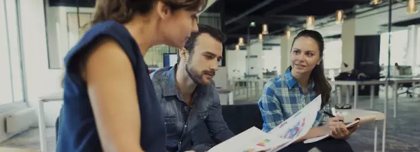 Does a small business have to have an ABN or a business name?