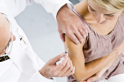 <a  data-cke-saved-href="http://www.flickr.com/photos/56598064@N06/5283500378/">Sanofi href="http://www.flickr.com/photos/56598064@N06/5283500378/">Sanofi Pasteur</a> via <a  data-cke-saved-href="http://compfight.com">Compfight</a> href="http://compfight.com">Compfight</a> <a  data-cke-saved-href="https://creativecommons.org/licenses/by-nc-nd/2.0/">cc</a> href="https://creativecommons.org/licenses/by-nc-nd/2.0/">cc</a>